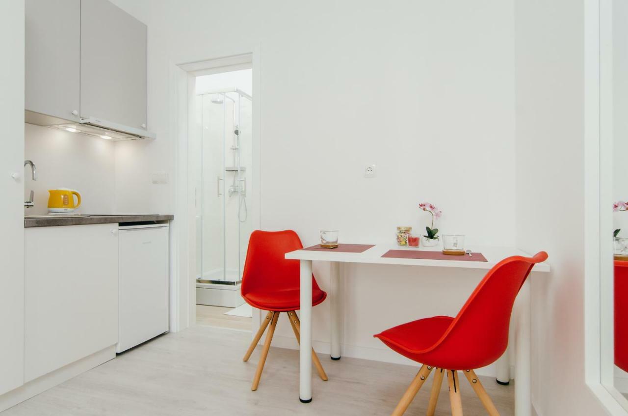 Sia Downtown Apartments Загреб Екстериор снимка